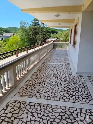 Proprietate Impunătoare D+P+1E+M   Teren 1600 mp   Bascov (Sat Uiasca) - imagine 10