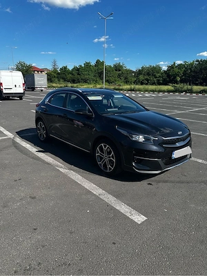 Kia XCeed 1.6 GDi PHEV (Plug-in Hybrid)   141 CP, automat DCT6   fabricație 2020 - imagine 5