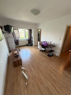 Apartament cu 1 cameră de vânzare   Zona Lipovei- 150 - imagine 3