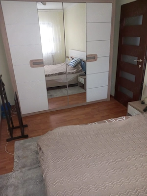 Închiriez apartament doua camere complet utilat și mobilat cu centrală proprie, zona ștrand direct d - imagine 7