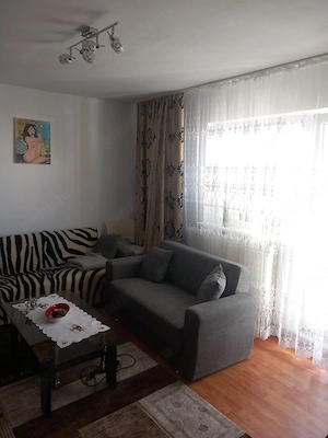 Închiriez apartament doua camere complet utilat și mobilat cu centrală proprie, zona ștrand direct d - imagine 4