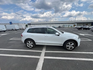 Vand volkswagen touareg hybrid  - imagine 2