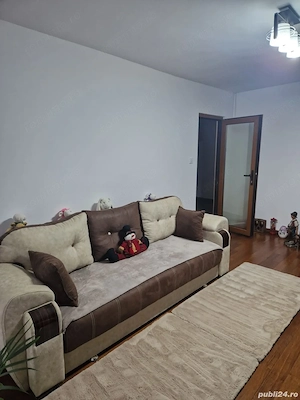 4 cem dec 2 bai 2 balcoane centrala proprie etaj intermediar zona Baba Dochia - imagine 6