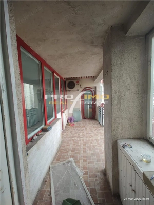Apartament 3 camere in Centrul Nou Brasov zona ONIX - imagine 4