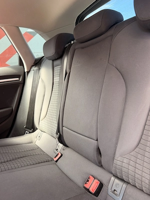 Vand Audi A3 S-Line 2013 1.6 TDI - imagine 6