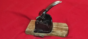 perforator de birou vintage pt. colectionari  pret 150 ron