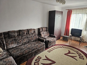Închiriez apartament 2 camere decomandat 