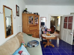 Casa de vanzare  din caramida cu toate utilitatile. va puteti muta imediat. - imagine 2