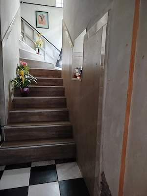 Casa de vanzare  din caramida cu toate utilitatile. va puteti muta imediat. - imagine 6