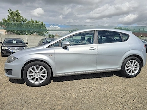 Seat Leon 1.6tdi An2012 - imagine 4