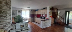 Vila de vanzare, 341 mp — vedere la Fagaras, - imagine 2