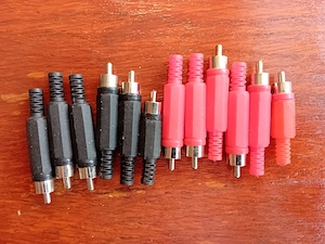 Mufe RCA Tată