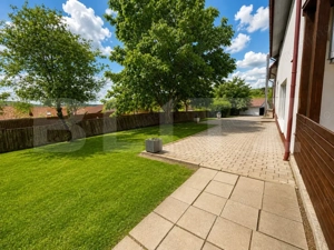 Proprietate deosebită cu 4.015 mp teren | 337 mp | Tureni | Garaj, Foisor - imagine 2