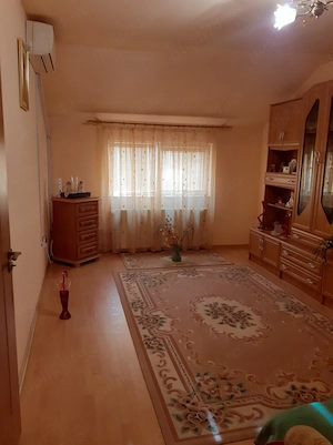 PF inchiriez apartament 2 camere decomandate, pe termen lung - imagine 9