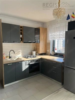 Apartament Lux prima inchiriere cu loc de parcare subteran Tractoru Coresi