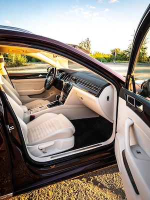 VW Passat 2.0 BiTdi 240 Cai 4Motion  - imagine 5