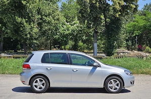 VW Golf 6 1.4MPI Navigatie Clima ÎncălzireScaune Pilot CamerăMarșarier Bluethoot Euro5  - imagine 3