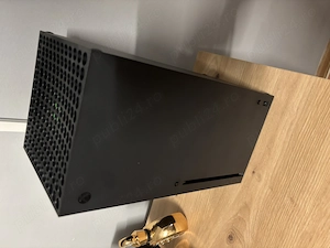Xbox series x + căști HyperX 