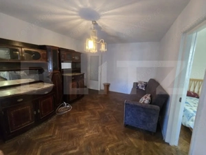 Apartament 3 camere, 60 mp, etaj 2, zona Centrala