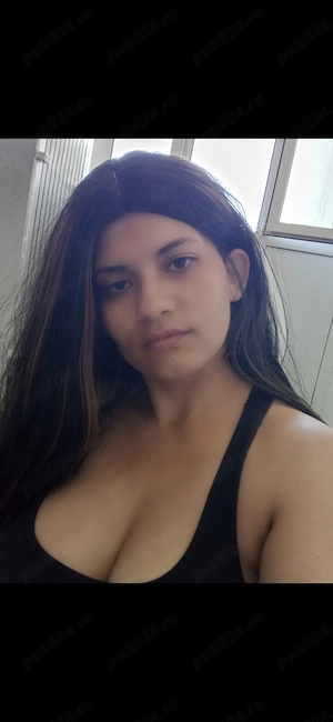 Buna sunt Sofia am si colega 