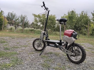 trotineta cu motor benzina 