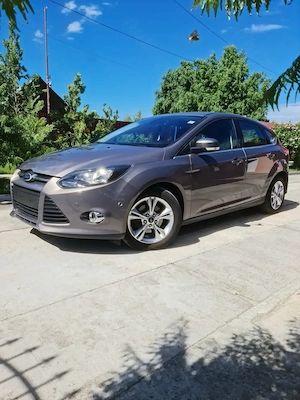Ford focus 1.0 EcoBoost Champion Edition - imagine 3