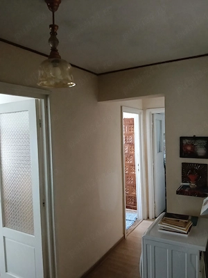 Vând apartament 3 camere - imagine 8