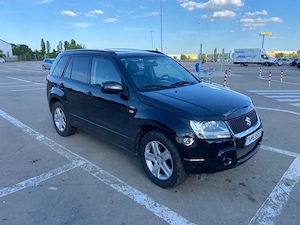 Vând Suzuki Grand Vitara 