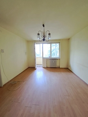 Apartament 3 camere, Podgoria, zona Catedralei
