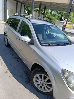 opel astra h - imagine 3