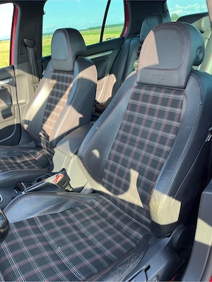 Volkswagen Golf 5 GTI Edition 30 - imagine 8