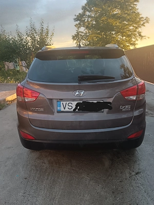 Hyundai ix 35 manual,an 2013 motor 1.7diesel 116cp km172000 - imagine 9