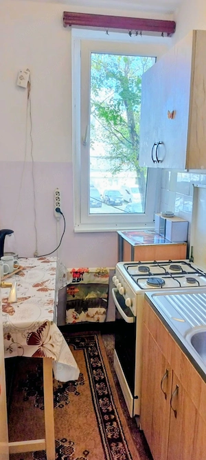Apartament 2 camere semidecomandat Galați  - imagine 3