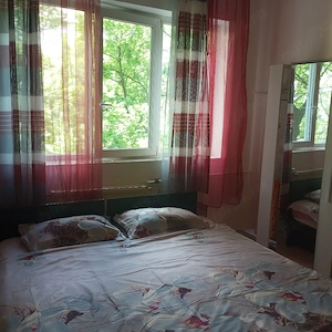 Garsonieră cazare, 2 km Casa Austria - imagine 2