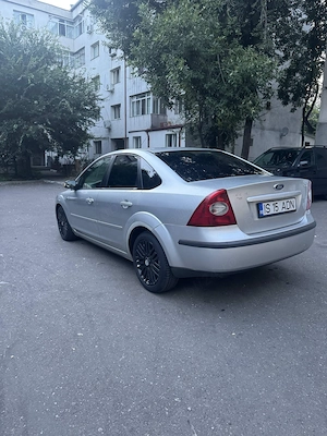 Ford Focus 2 Ghia 2007 - imagine 5