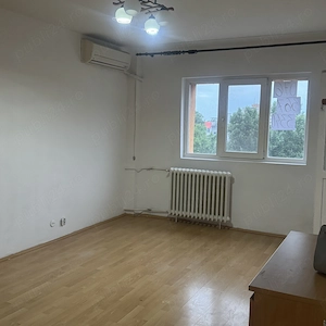 Garsonieră de vânzare Petre Ispirescu - Calea Rahovei   bloc anvelopat, balcon, vis-a-vis de Liceul - imagine 4
