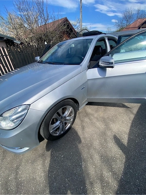 Mercedes Benz E250 - imagine 5