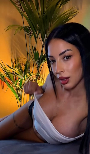 Model Videochat Ofer Show Web Singura Sau Cu Partener  , Ofer comfirmare si Recenzii 