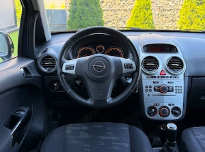 Opel Corsa 1.4 16V 150 Jahre - imagine 11