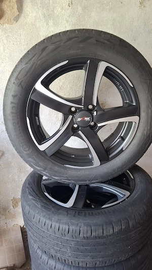 vand set anvelope pt Sandero stepway  - imagine 3