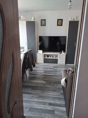 Vând apartament   pe Aleea Trandafirilor  - imagine 6