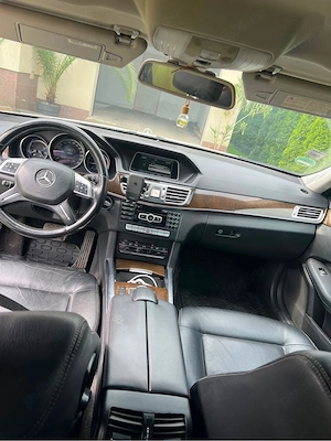 Mercedes E class - imagine 4