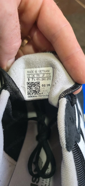 vand adidasi adidas noi