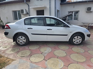 Renault Megane 2-2009 Provenienta RO.Al doilea Proprietar -Eco 1400  benzina  90Cp E.4-Nr .km 150000 - imagine 3