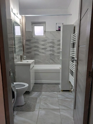 Apartament 2 camere de închiriat (disponibil din 6 noiembrie)  - imagine 3