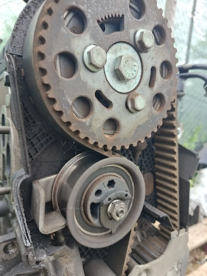 vând motor golf 4 1.9 Ajm  - imagine 4