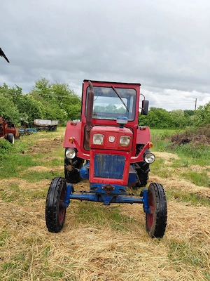 Tractor U650 1992 functional + Remorcă + Plug + Disc + Grapă | Acte | Stare foarte bună - imagine 2