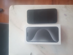 Replică Iphone 15 Pro Max. Telefonul este Replică, vine la cutie și este ca nou.