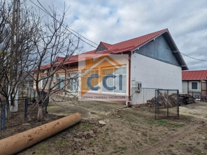 Se oferă spre vânzare / închiriere clădire cu spațiu comercial - imagine 16