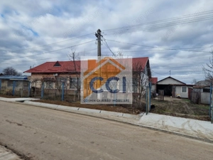 Se oferă spre vânzare / închiriere clădire cu spațiu comercial - imagine 11